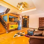 Collection O Hotel Rajwada Near The Pavillion